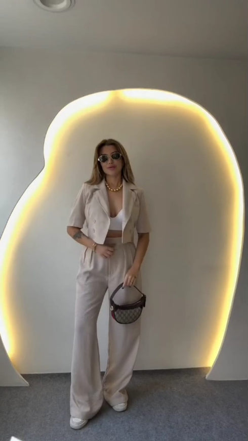 Ellyana Suit